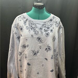 Karen Scott Light Gray Floral Crewneck Sweatshirt